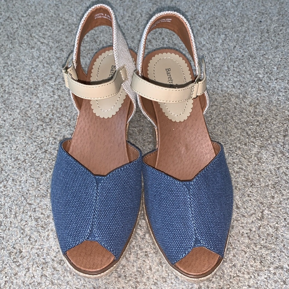 Baretrap sandals